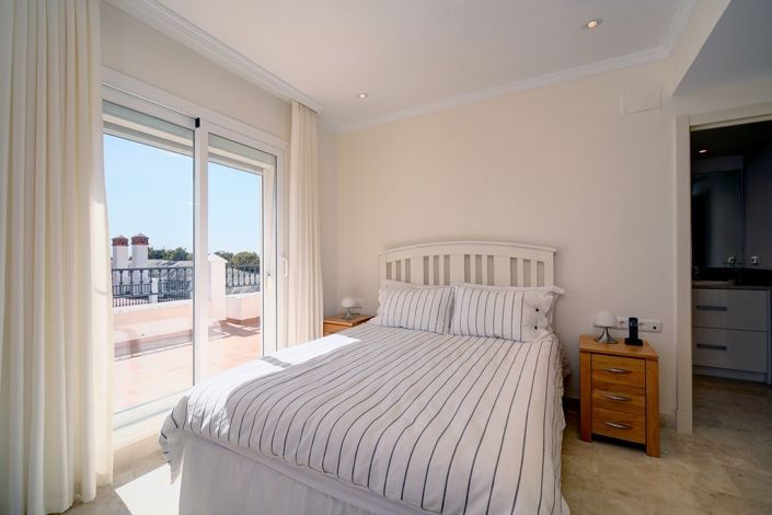 Image No.15-2 Bed Apartment for sale