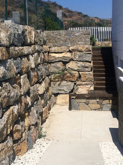 Image No.29-3 Bed Villa for sale