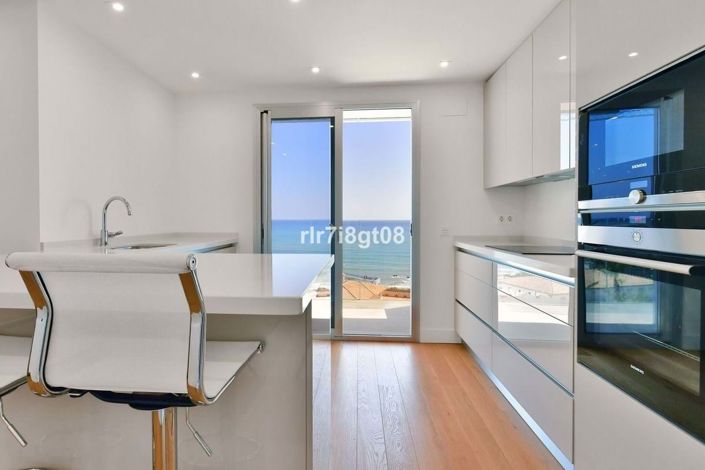 Image No.16-3 Bed Apartment for sale