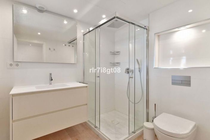 Image No.21-3 Bed Apartment for sale