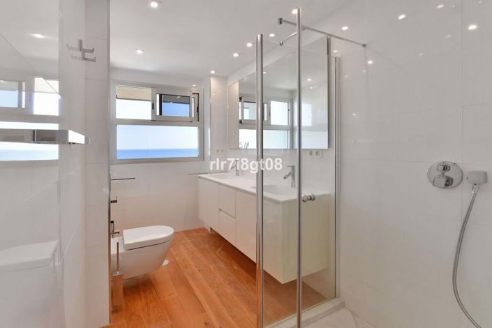 Image No.22-3 Bed Apartment for sale