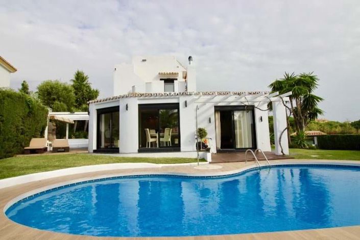Image No.1-3 Bed Villa for sale