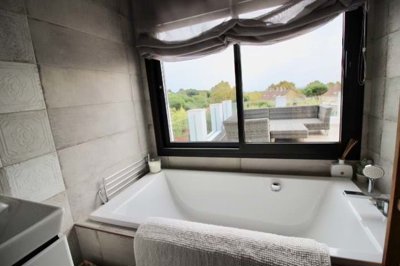 1447-264571-78d1f4f8b6655591b02d22fabb36a692d