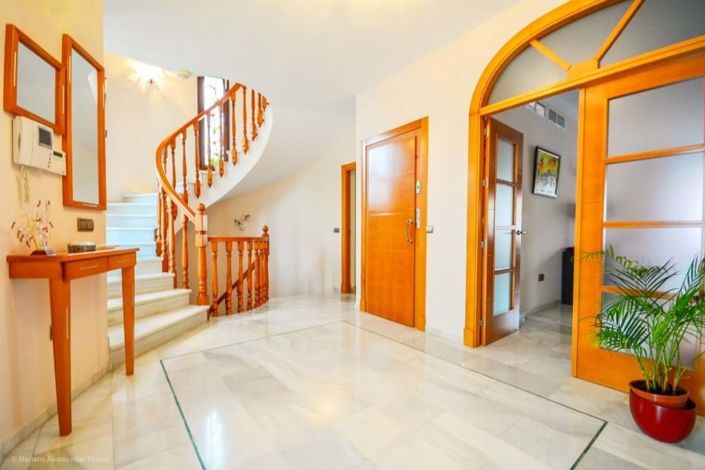 Image No.5-Villa de 5 chambres à vendre à Mijas Costa