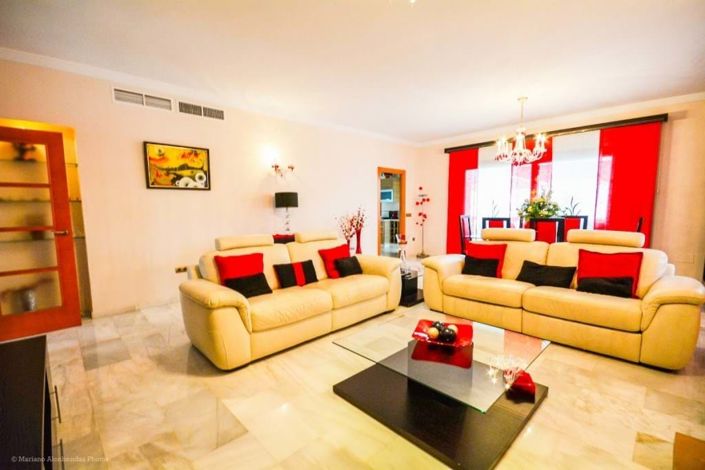 Image No.8-Villa de 5 chambres à vendre à Mijas Costa