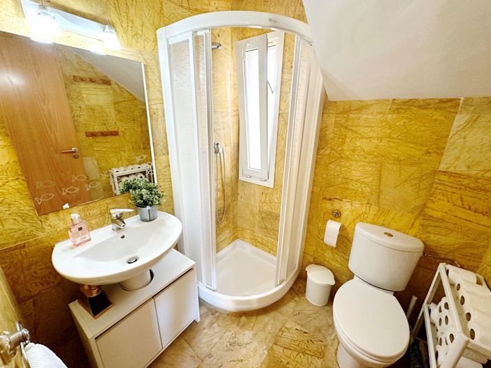 Image No.15-3 Bed Villa for sale