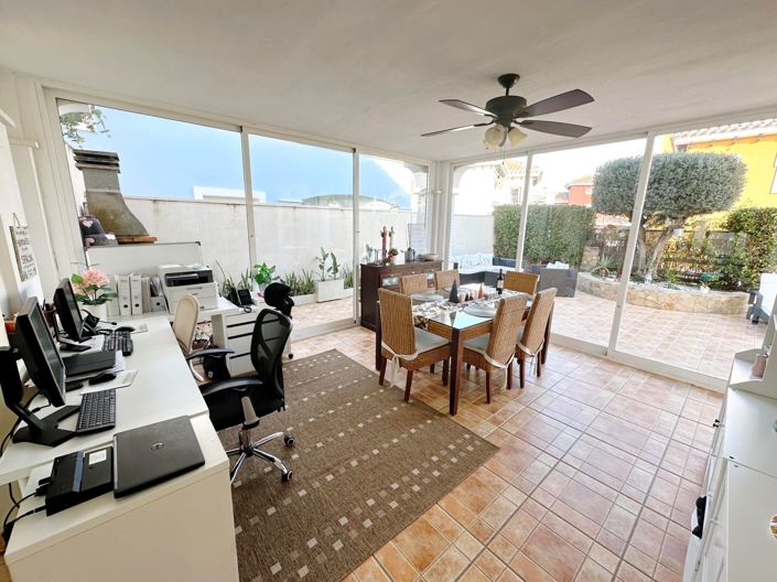 Image No.2-3 Bed Villa for sale