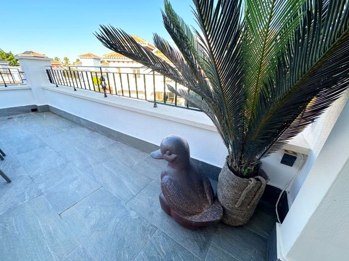 Image No.22-3 Bed Villa for sale