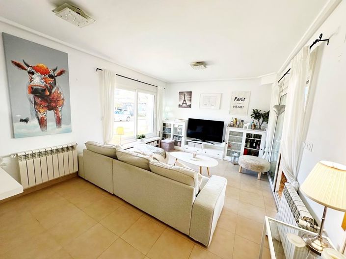 Image No.5-3 Bed Villa for sale