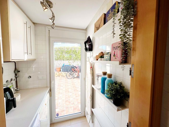 Image No.7-3 Bed Villa for sale