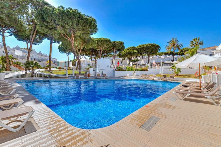 Image No.1-Maison de ville de 2 chambres à vendre à Marbella