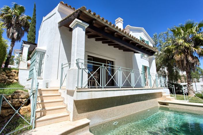 Image No.1-3 Bed Villa for sale