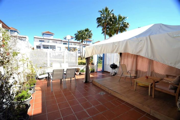 Image No.11-5 Bed Townhouse for sale