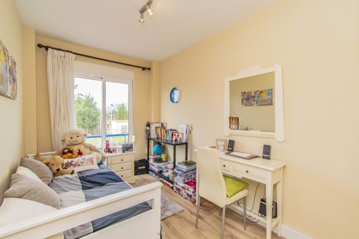 Image No.19-5 Bed Townhouse for sale