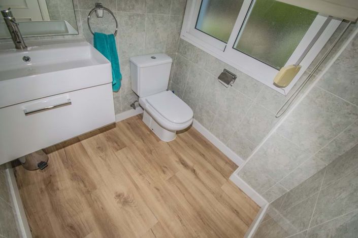 Image No.40-5 Bed Townhouse for sale