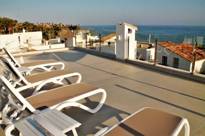 Image No.1-4 Bed Townhouse for sale