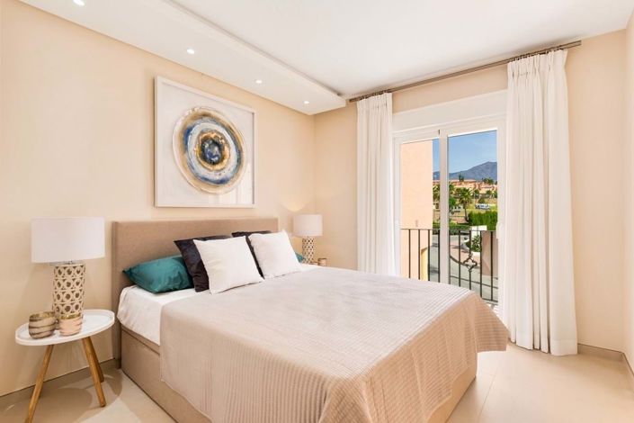 Image No.11-3 Bed Apartment for sale