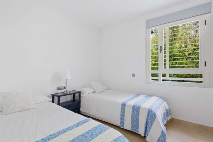 Image No.13-3 Bed Apartment for sale