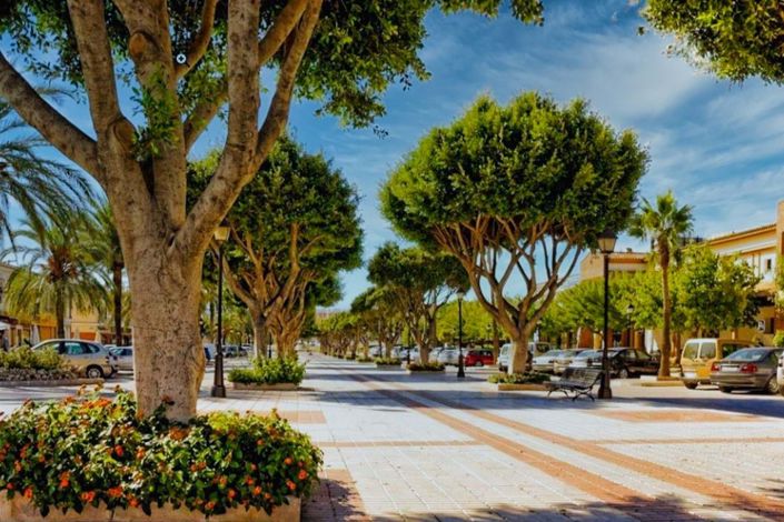 Image No.21-3 Bed Apartment for sale