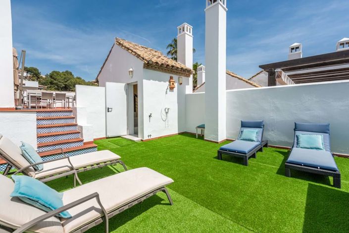 Image No.1-3 Bed Townhouse for sale
