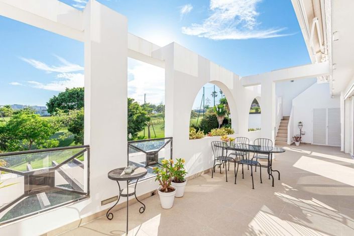 Image No.15-3 Bed Apartment for sale