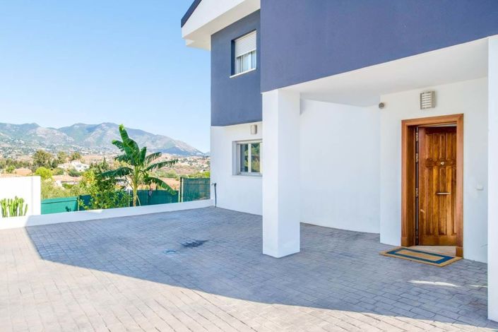 Image No.11-5 Bed Villa for sale