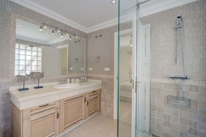 Image No.37-3 Bed Apartment for sale