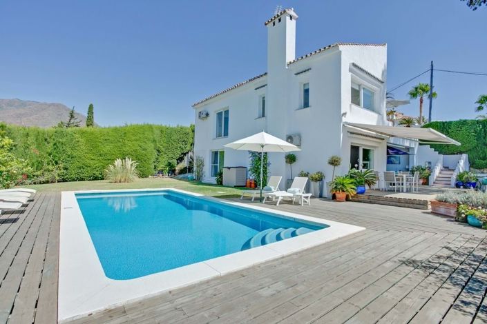 Image No.1-3 Bed Villa for sale