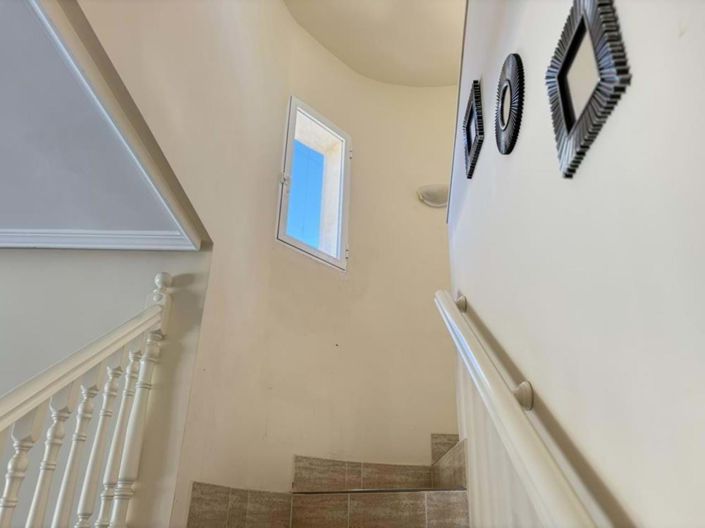 Image No.30-2 Bed Villa for sale