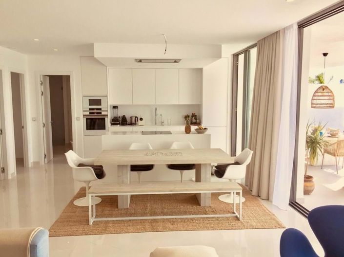 Image No.8-4 Bed Apartment for sale