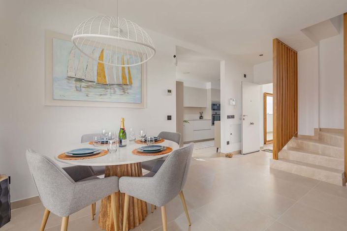 Image No.1-2 Bed Property for sale