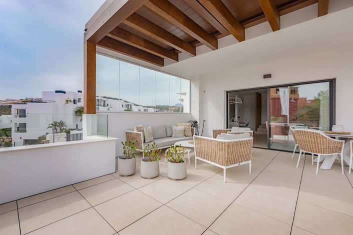 Image No.13-2 Bed Property for sale