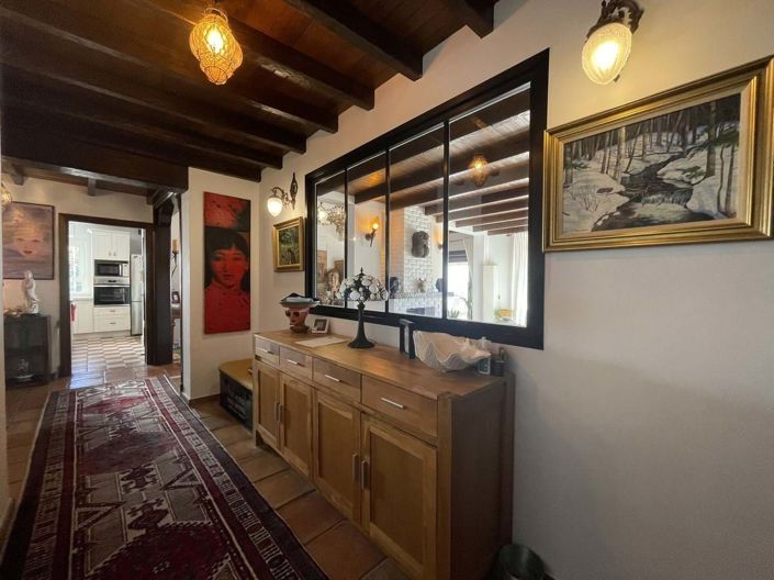 Image No.11-5 Bed Villa for sale