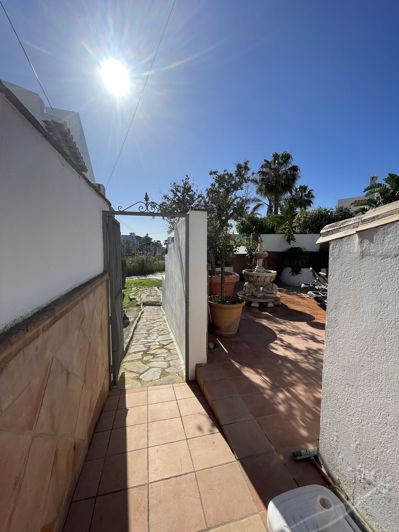 Image No.111-5 Bed Villa for sale