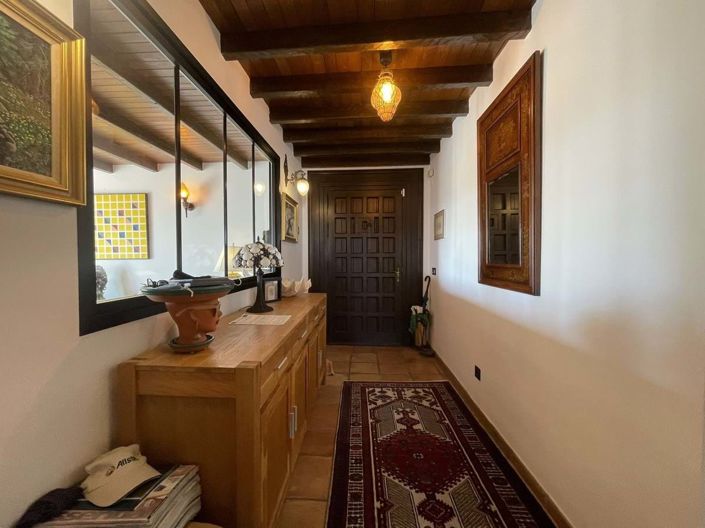 Image No.12-5 Bed Villa for sale