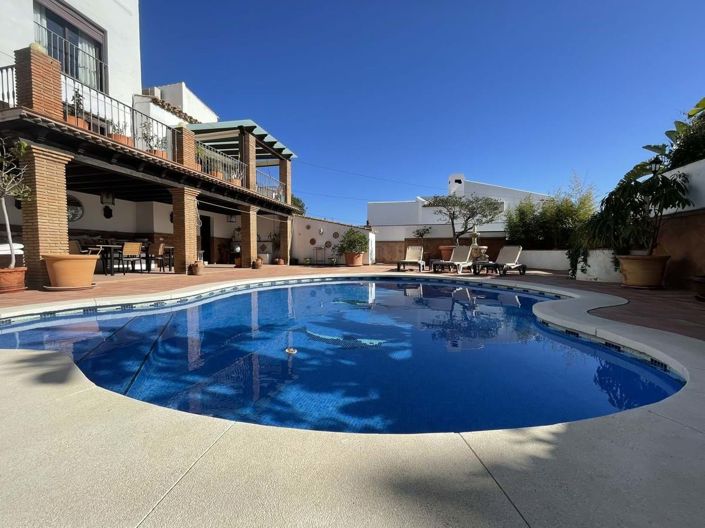 Image No.120-5 Bed Villa for sale