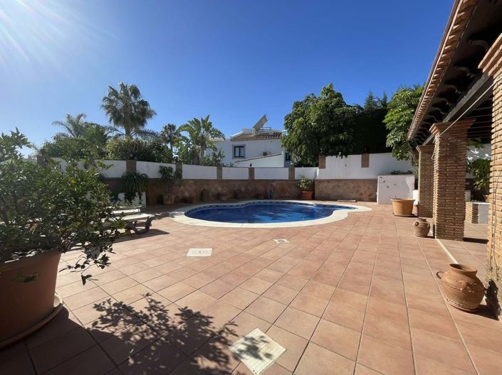 Image No.125-5 Bed Villa for sale