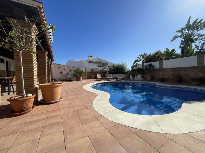 Image No.128-5 Bed Villa for sale