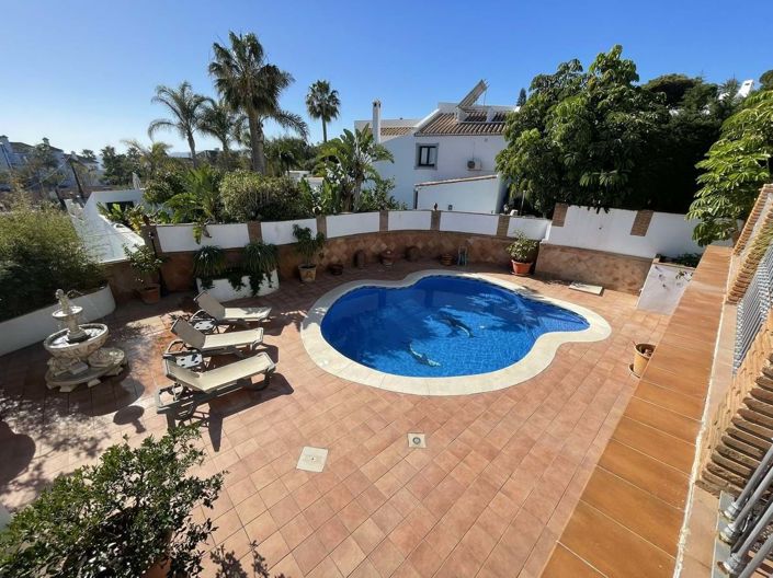 Image No.1-5 Bed Villa for sale