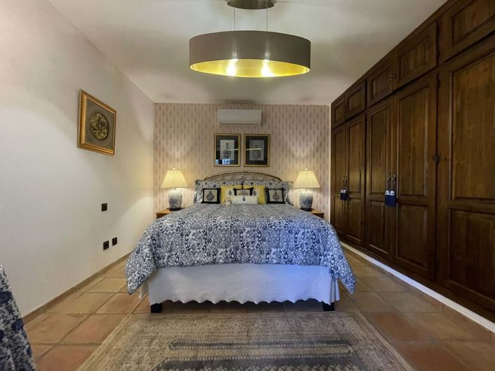 Image No.22-5 Bed Villa for sale