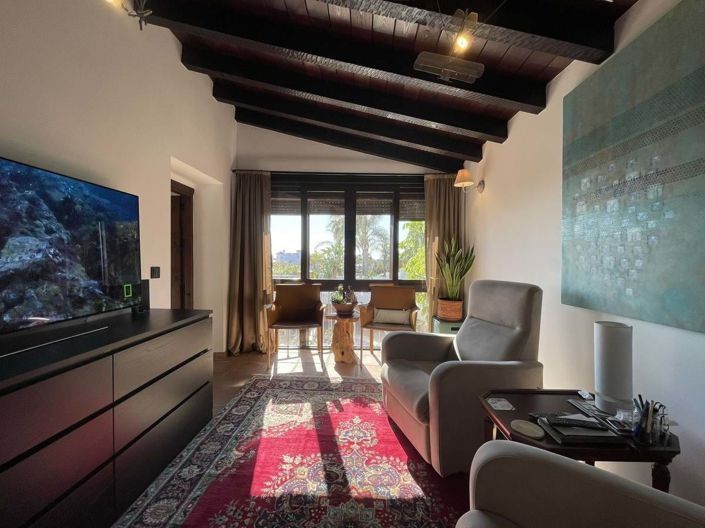 Image No.41-5 Bed Villa for sale