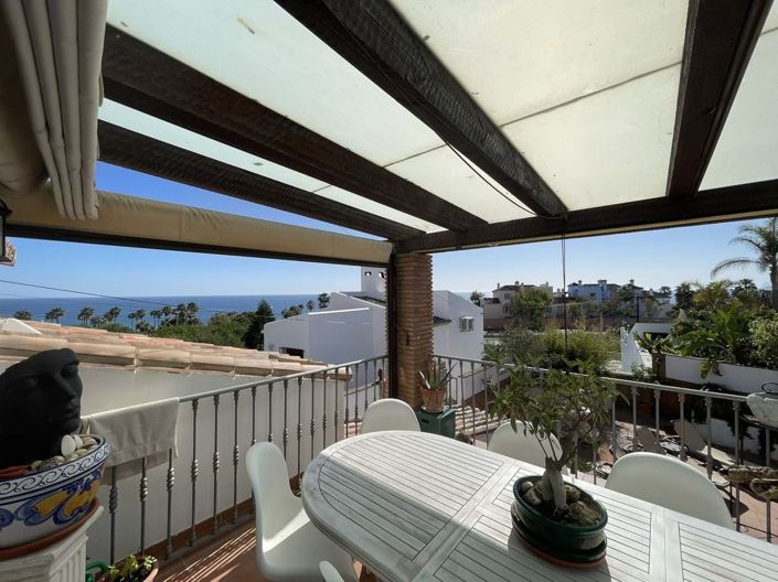 Image No.49-5 Bed Villa for sale