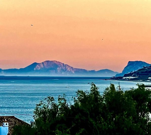 Image No.6-5 Bed Villa for sale