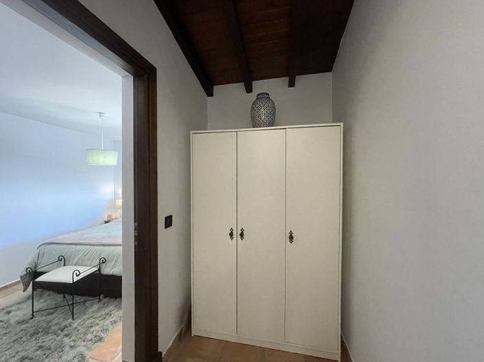 Image No.63-5 Bed Villa for sale