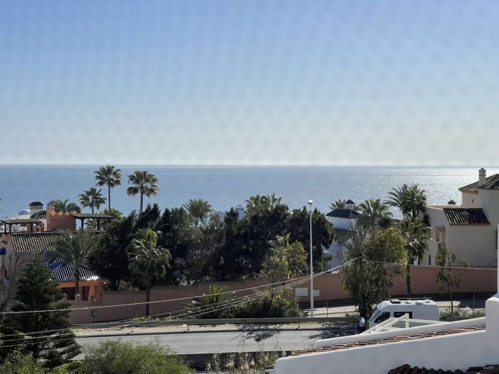 Image No.70-5 Bed Villa for sale