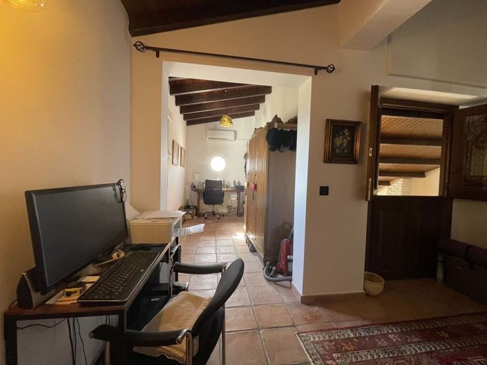 Image No.74-5 Bed Villa for sale