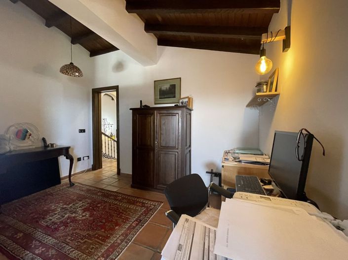 Image No.79-5 Bed Villa for sale