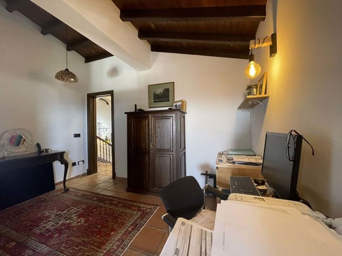 Image No.80-5 Bed Villa for sale