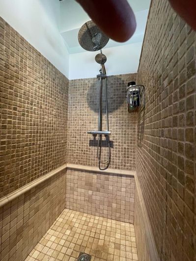 Image No.86-5 Bed Villa for sale