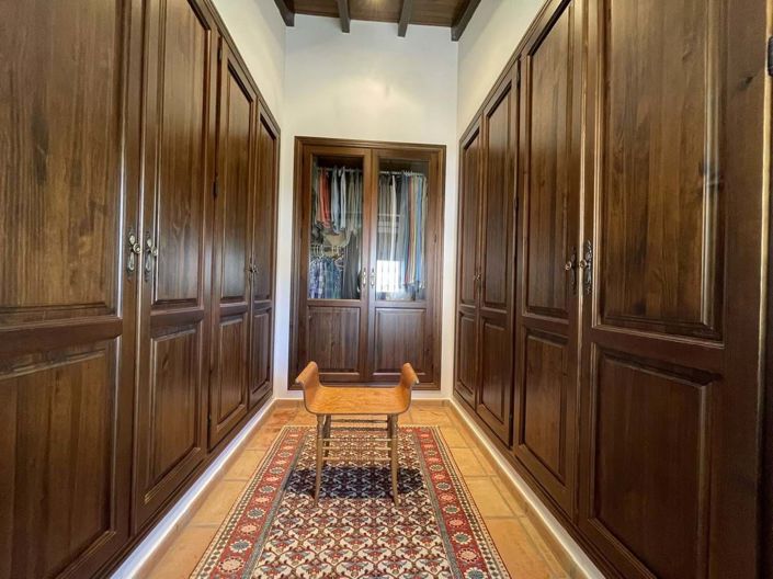 Image No.93-5 Bed Villa for sale